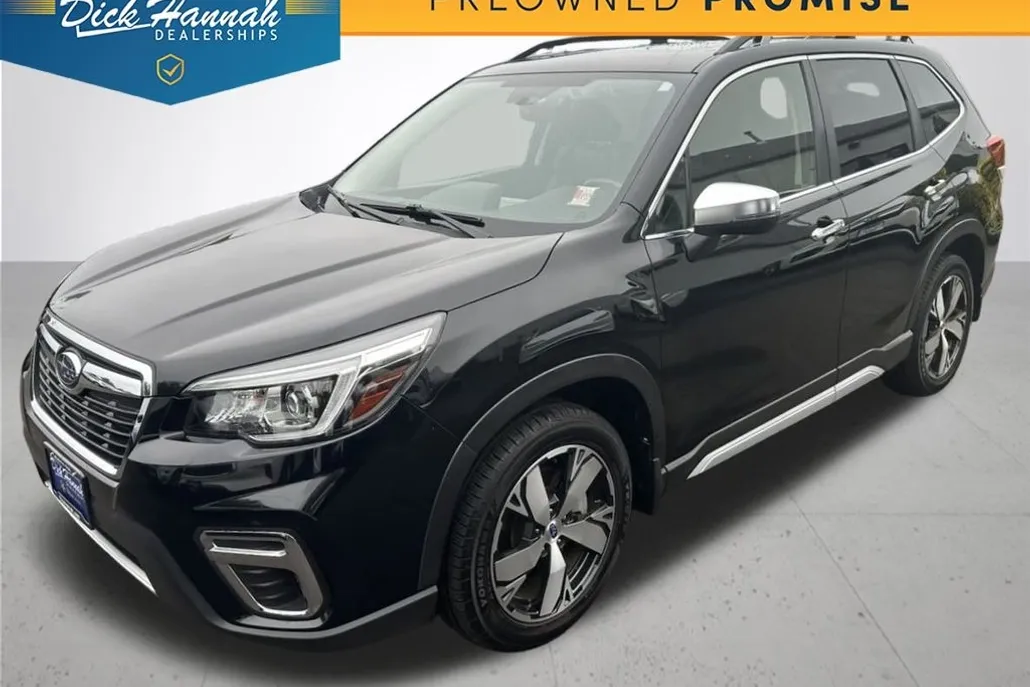2019 Subaru Forester Touring photo 1