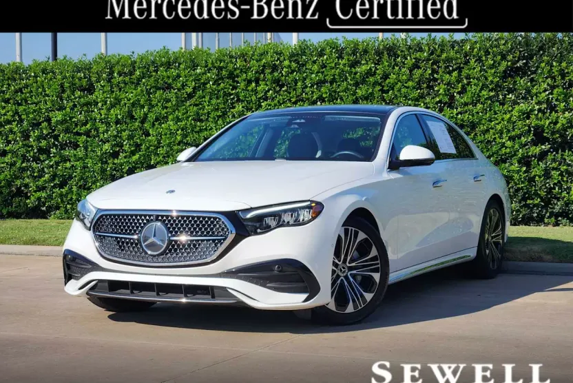 2025 Mercedes Benz E 350 photo 1