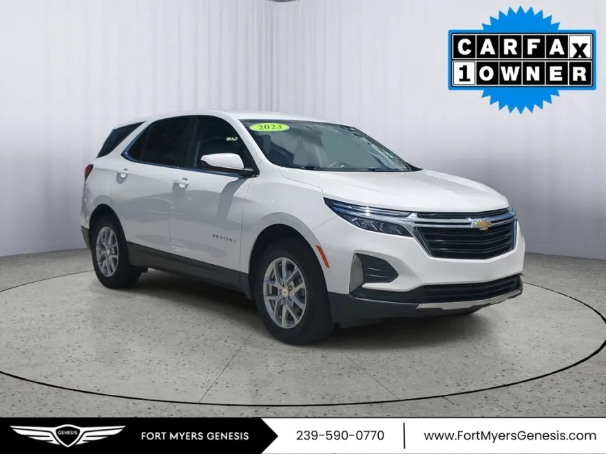 2023 Chevrolet Equinox LT photo 1