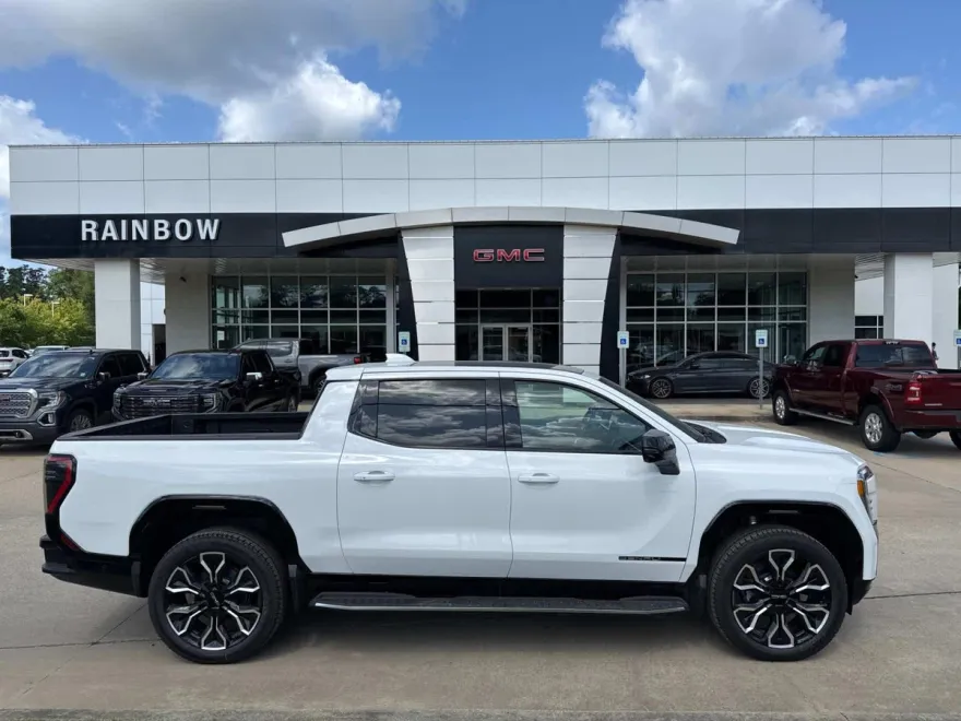 2025 Gmc Sierra EV Denali photo 1