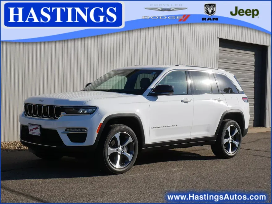 2025 Jeep Grand Cherokee Limited photo 1