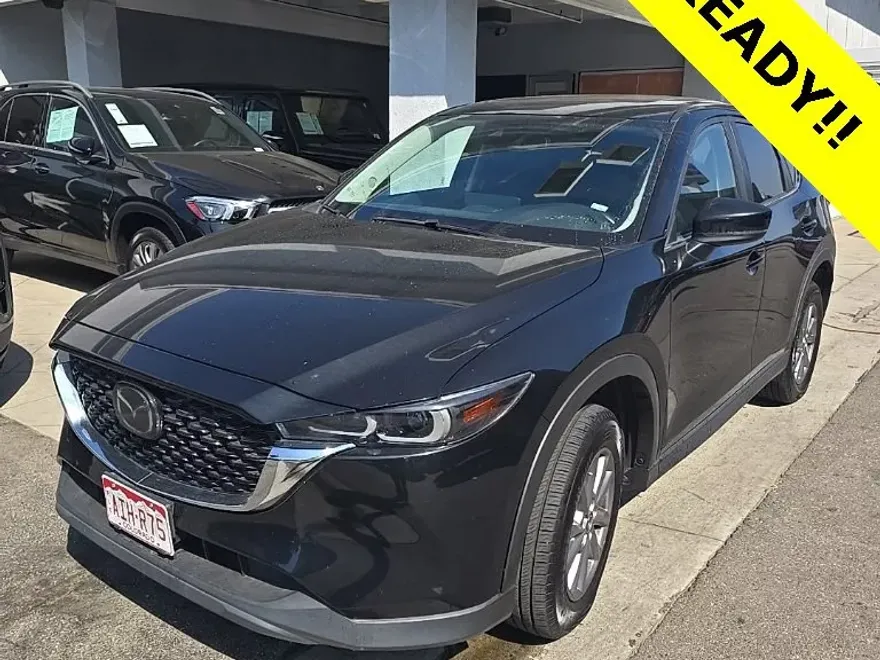 2023 Mazda CX-5 2.5 S Preferred photo 1