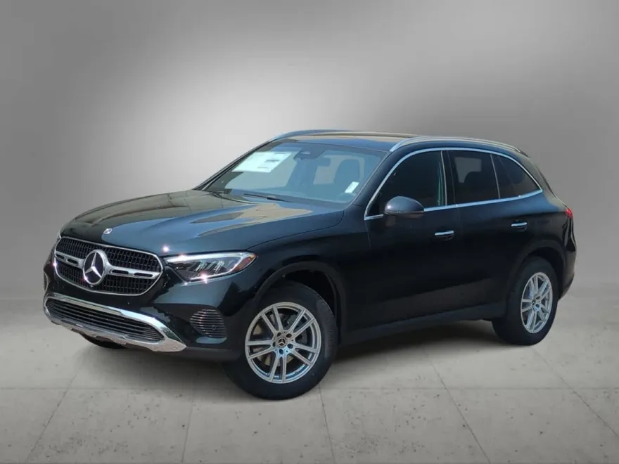 2025 Mercedes Benz GLC 300 4MATIC photo 1