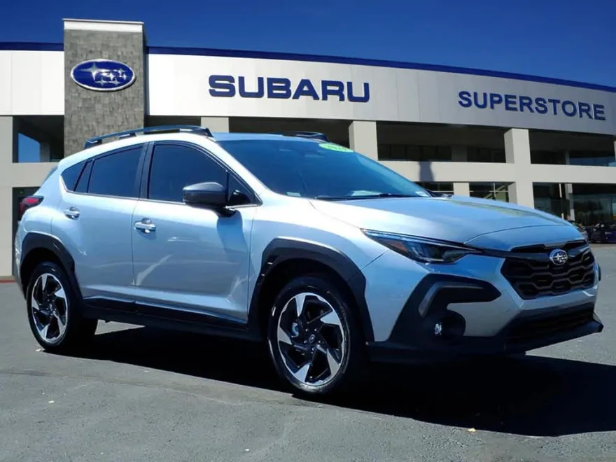 2024 Subaru Crosstrek Limited photo 1
