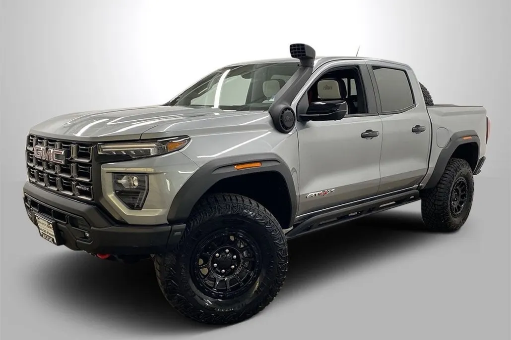 2025 Gmc Canyon AT4 photo 1