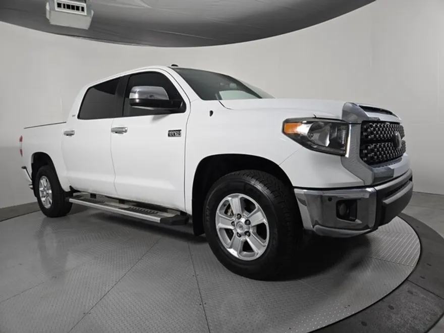 2019 Toyota Tundra SR5 CrewMax photo 1