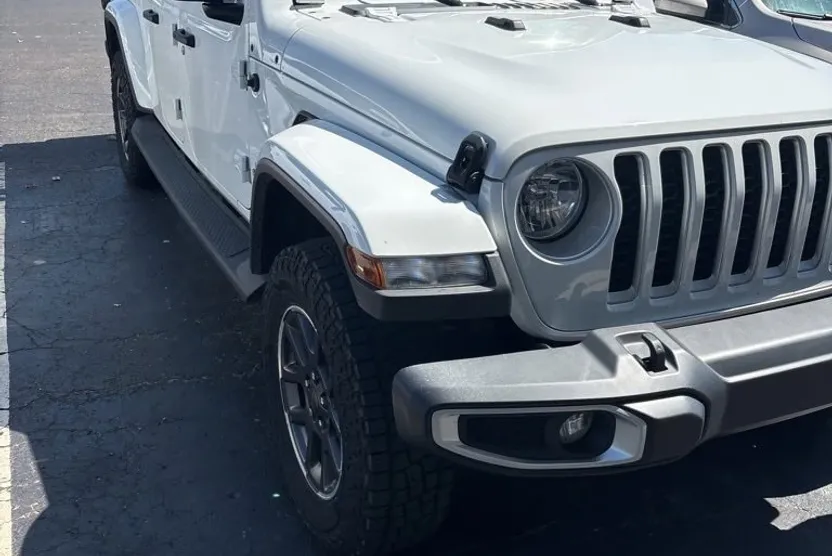 2020 Jeep Gladiator Overland photo 1