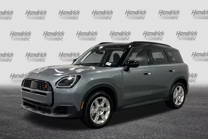 2025 Mini Countryman S ALL4 photo 1