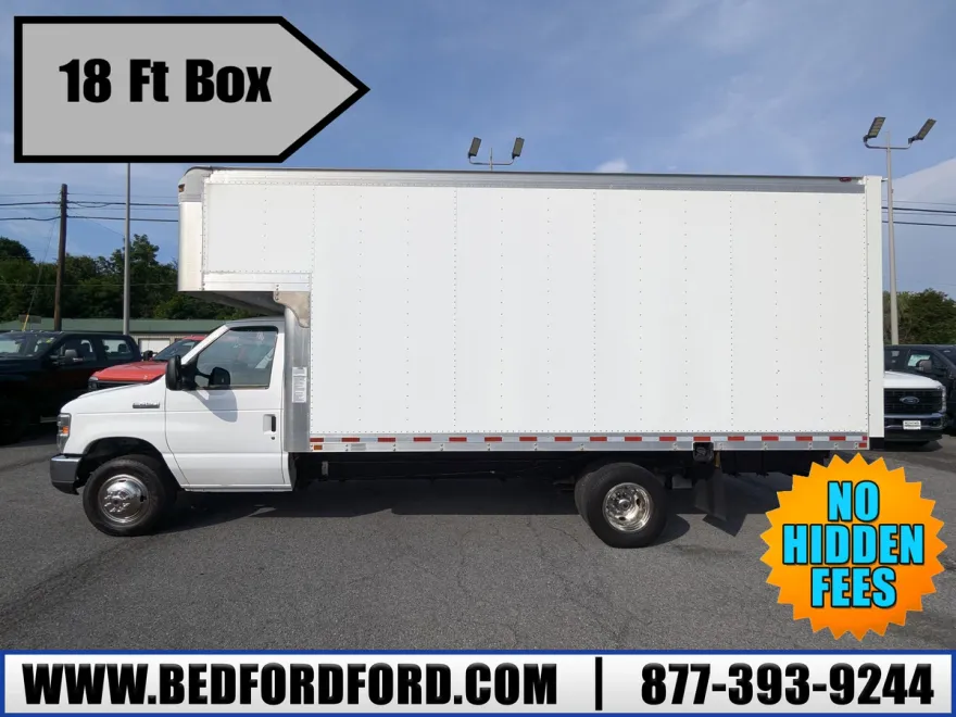2019 Ford E-450 photo 1