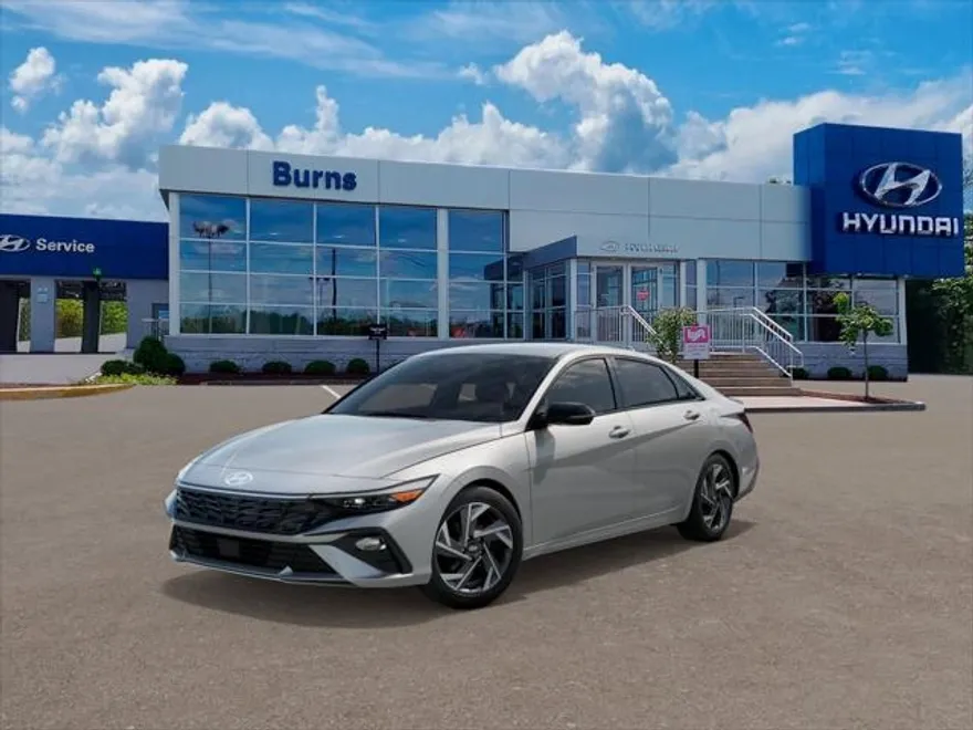 2025 Hyundai Elantra SEL Sport photo 1