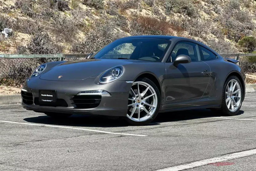 2015 Porsche 911 4 photo 1