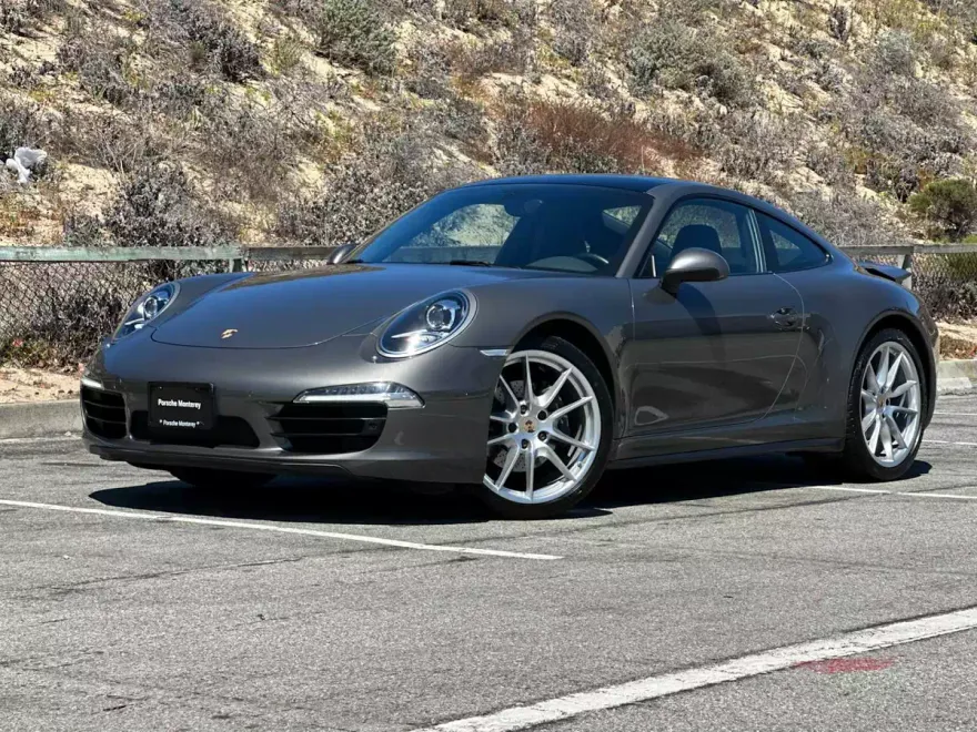 2015 Porsche 911 4 photo 1