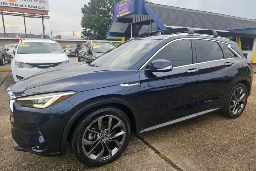 2019 Infiniti QX50 Essential SPORT photo 1