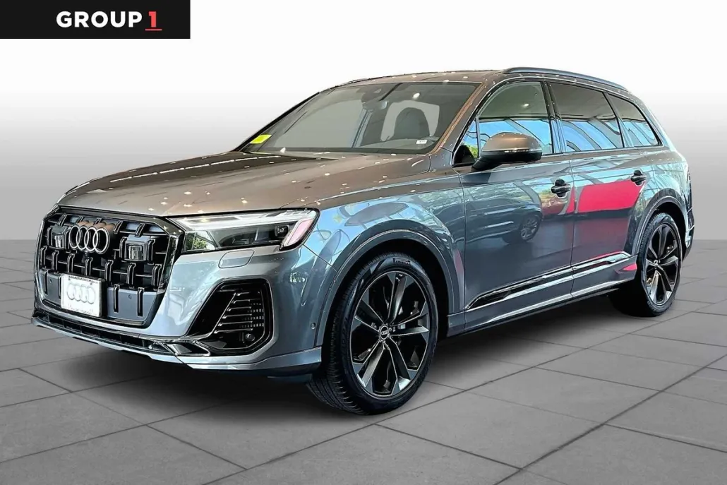 2025 Audi Q7 55 Premium Plus photo 1