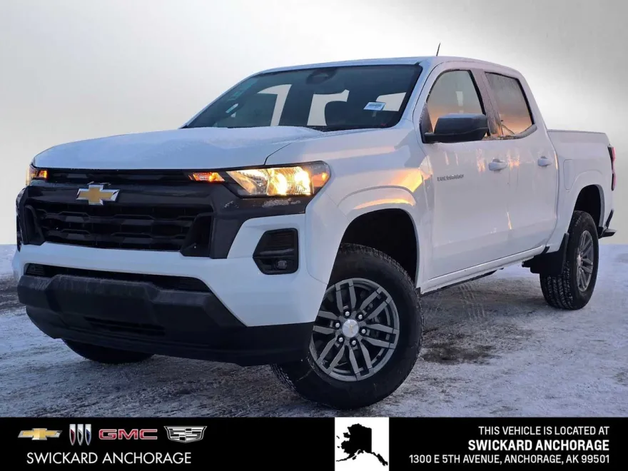 2024 Chevrolet Colorado LT photo 1
