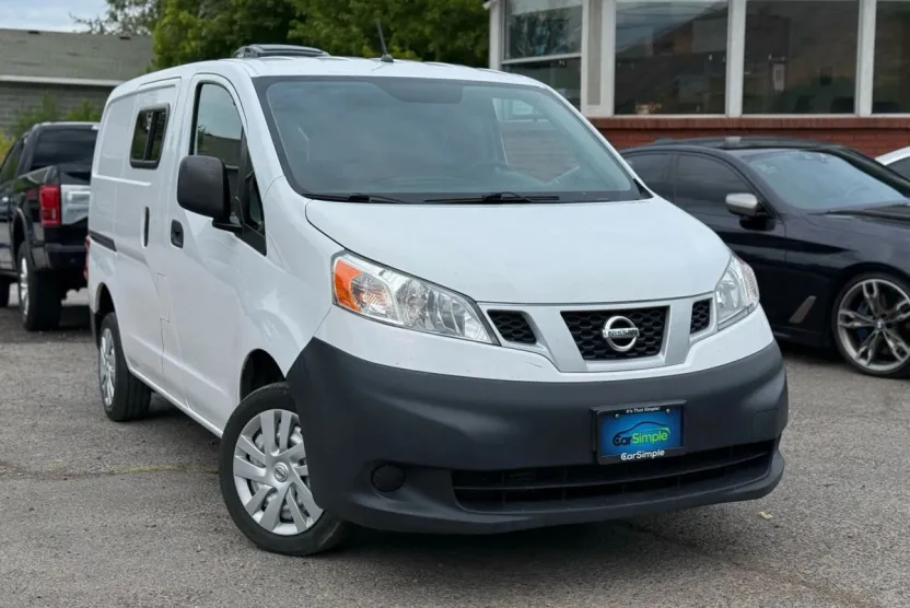 2019 Nissan NV200 S photo 1