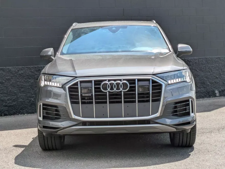 2023 Audi Q7 55 Premium photo 1