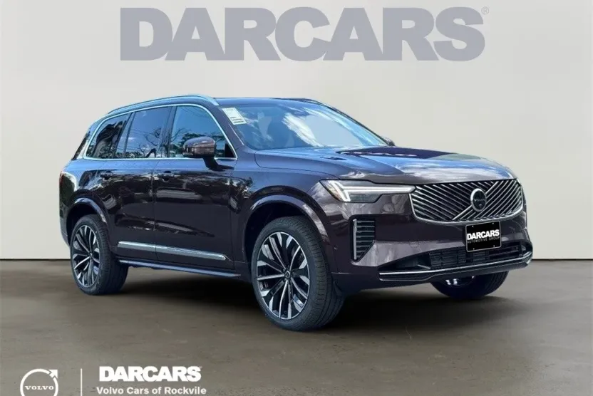 2025 Volvo XC90 T8 Plus photo 1