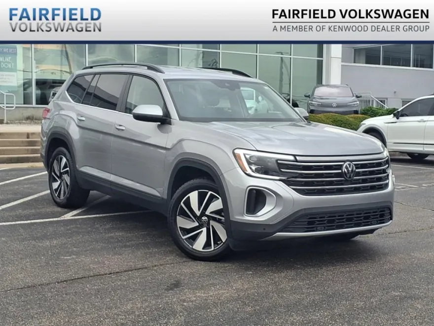 2024 Volkswagen Atlas SE Technology photo 1
