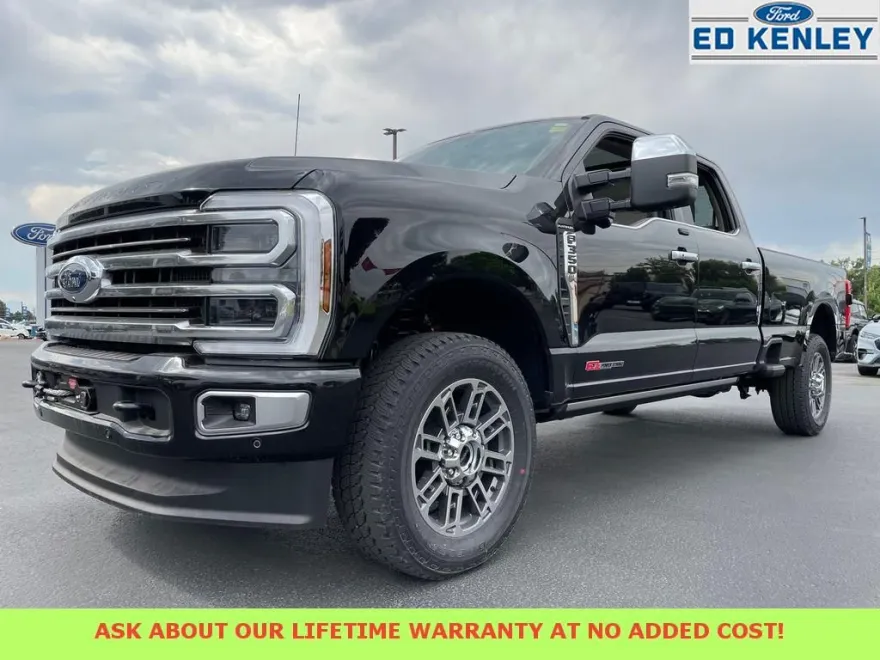2025 Ford F-350 Platinum photo 1