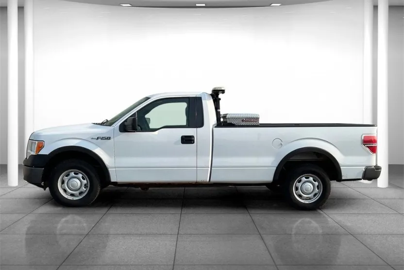 2013 Ford F-150 XL photo 1