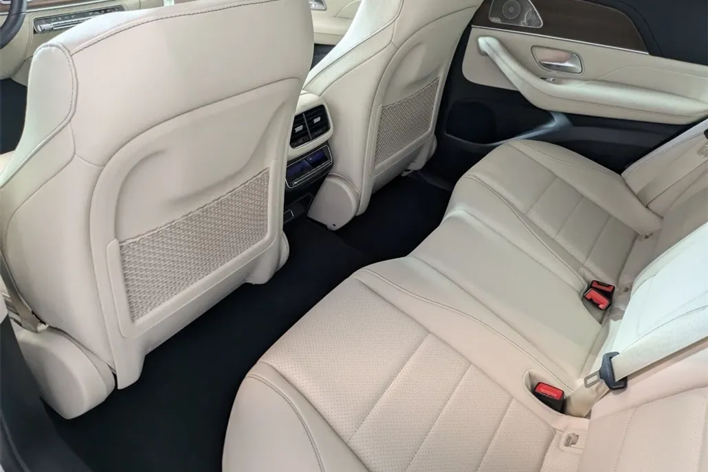2026 Mercedes Benz GLE 350 4MATIC photo 1