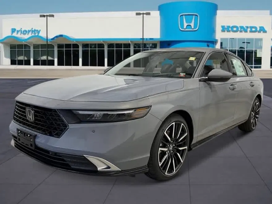 2025 Honda Accord Hybrid Touring photo 1