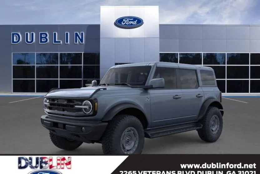 2025 Ford Bronco Outer Banks photo 1