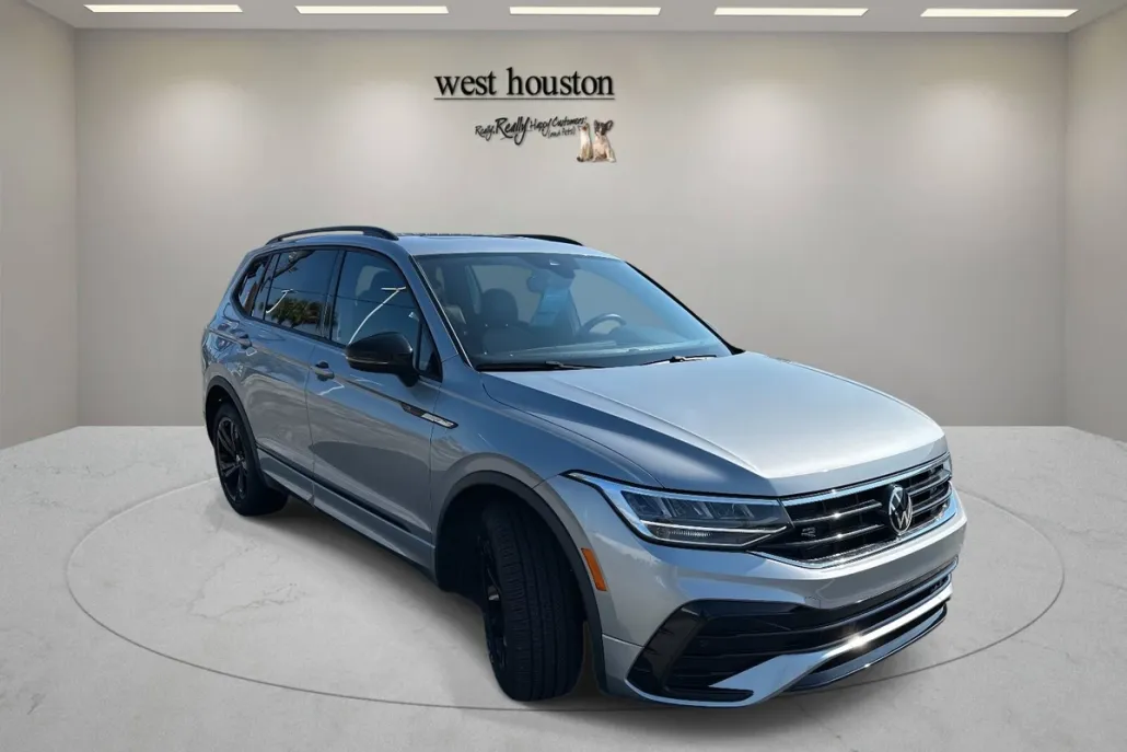 2024 Volkswagen Tiguan SE R-Line Black photo 1