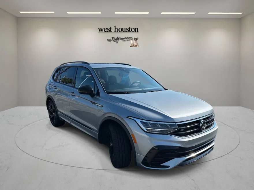 2024 Volkswagen Tiguan SE R-Line Black photo 1