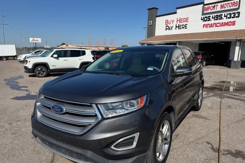 2018 Ford Edge Titanium photo 1