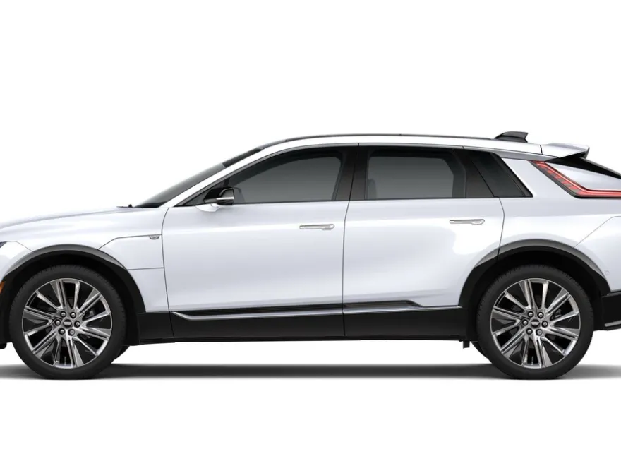 2026 Cadillac Lyriq Luxury photo 3
