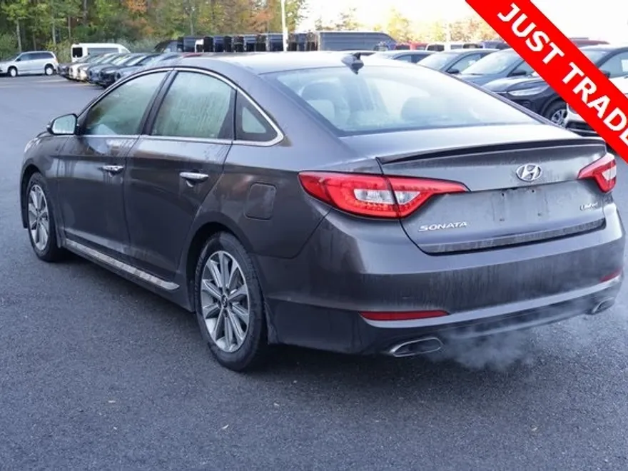 2017 Hyundai Sonata Sport Limited 2.0T photo 1