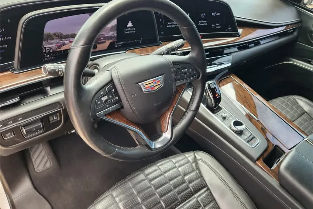 2021 Cadillac Escalade ESV Sport Platinum photo 1