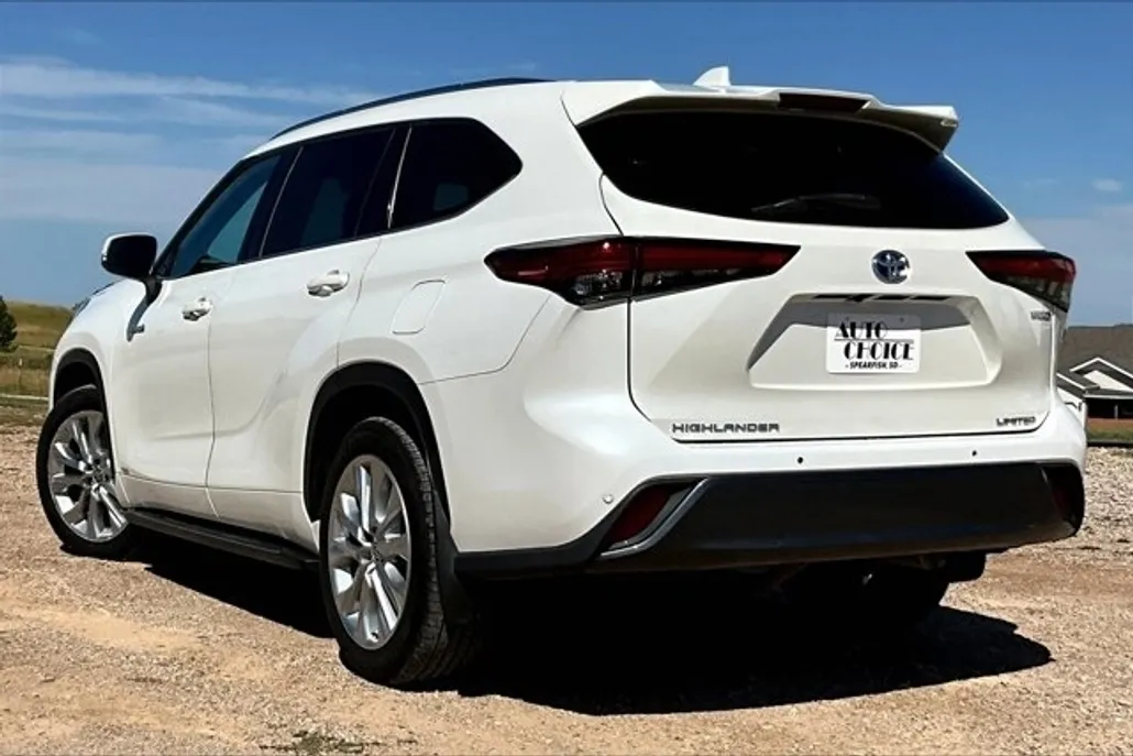 2021 Toyota Highlander Hybrid Limited photo 1