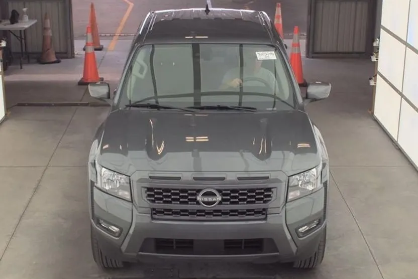 2025 Nissan Frontier SV photo 1