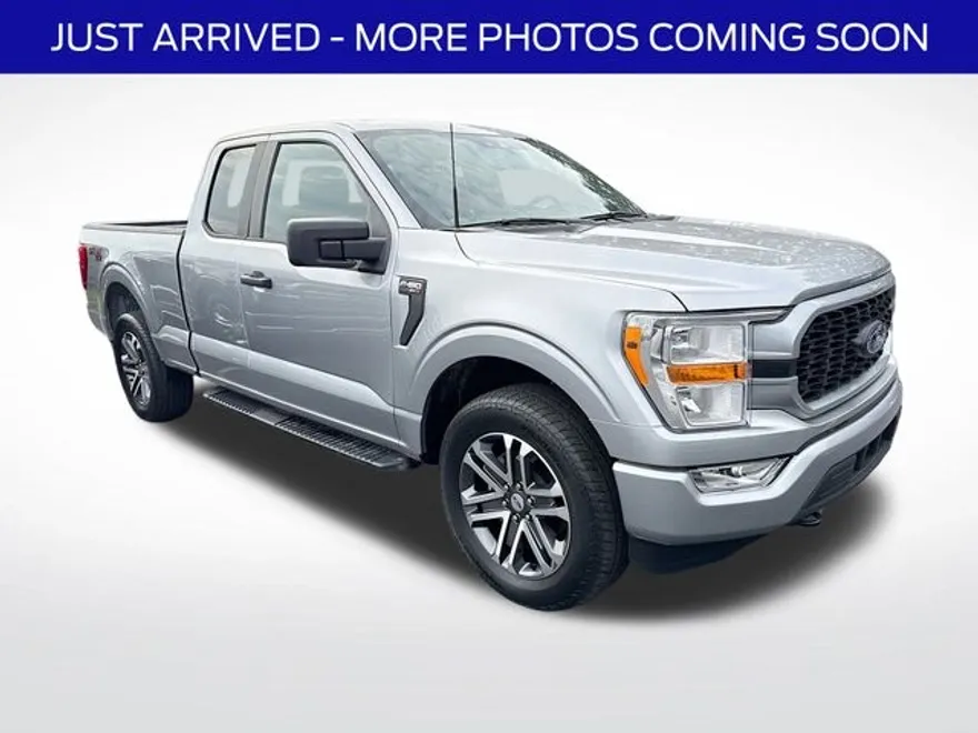 2022 Ford F-150 XL photo 1