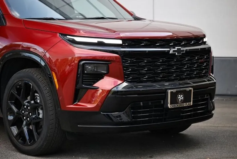 2024 Chevrolet Traverse RS photo 1