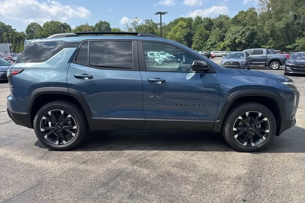 2026 Chevrolet Equinox RS photo 1