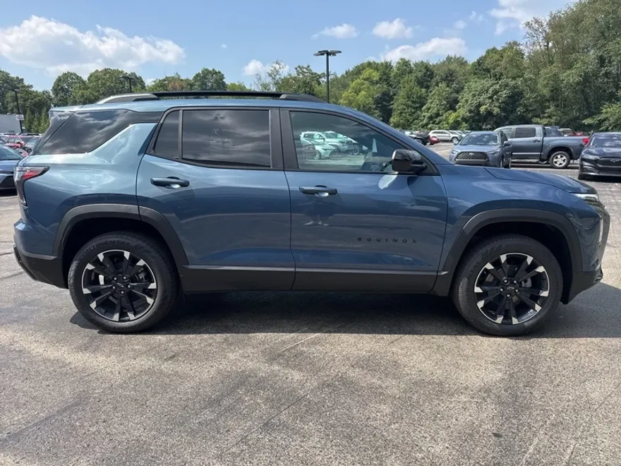 2026 Chevrolet Equinox RS photo 1