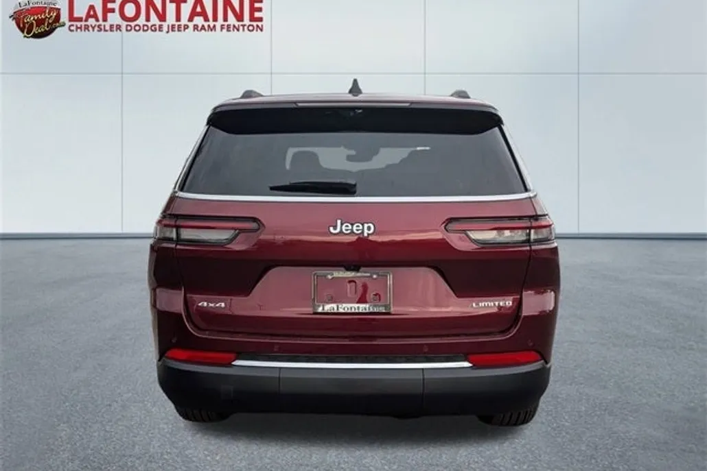 2025 Jeep Grand Cherokee Limited photo 1