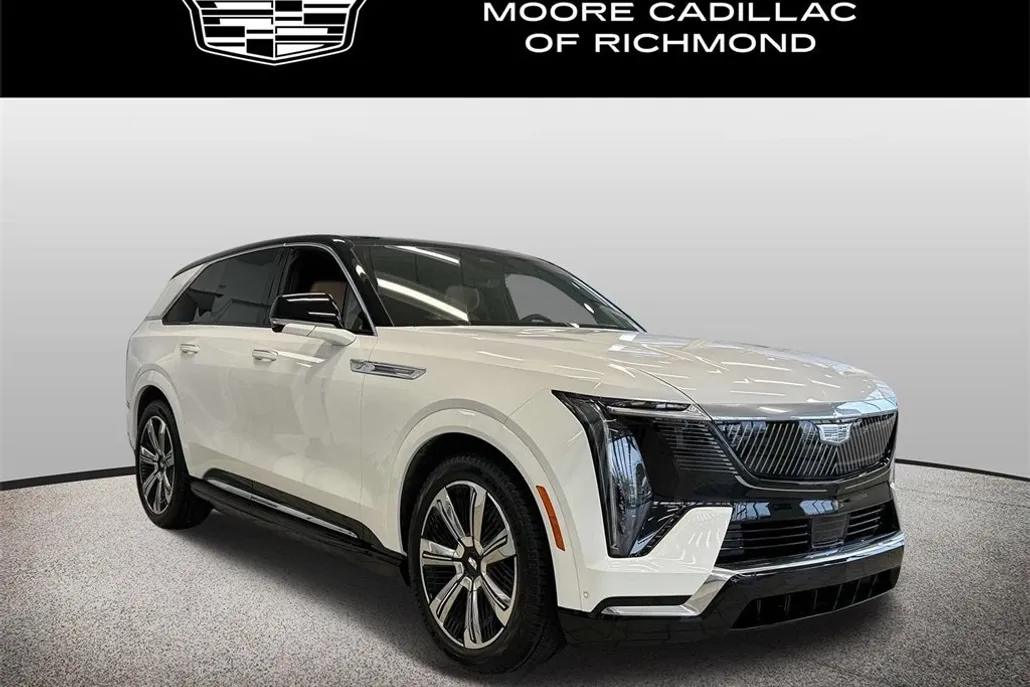 2025 Cadillac Escalade IQ Luxury photo 1