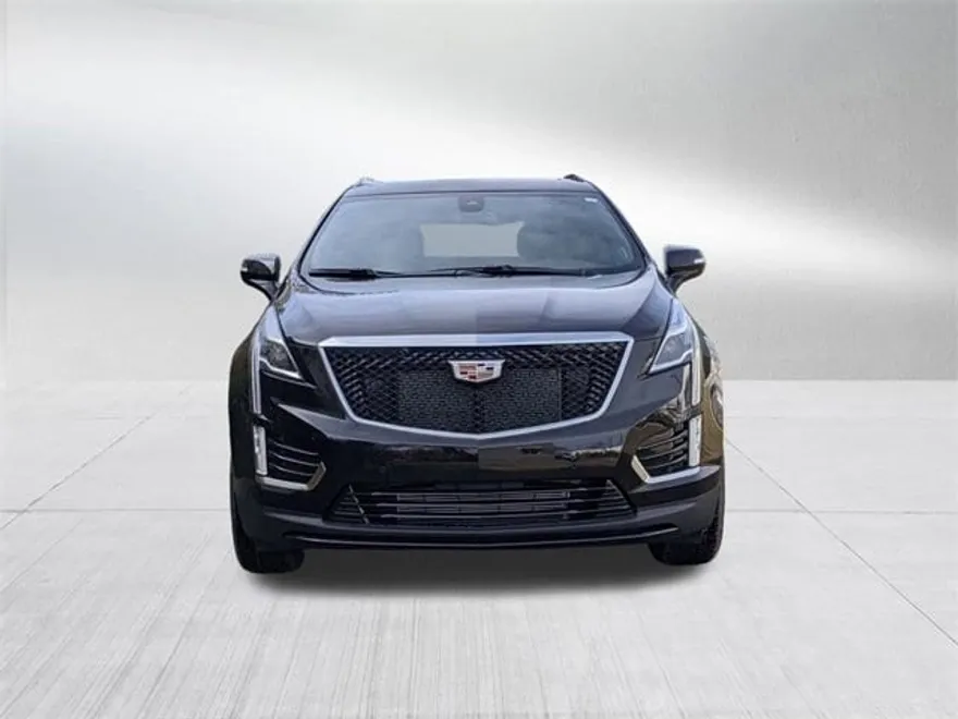 2025 Cadillac XT5 Sport photo 1