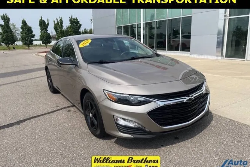 2023 Chevrolet Malibu 1LT photo 1