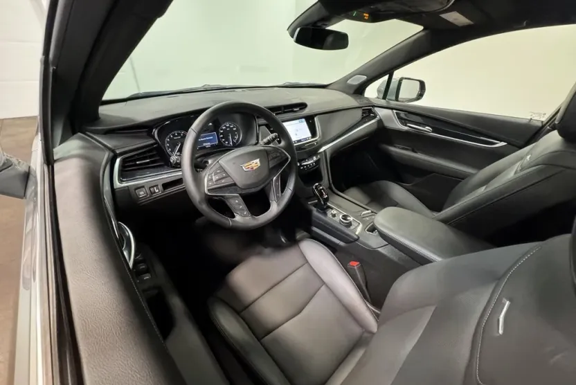 2025 Cadillac XT5 Premium Luxury photo 1