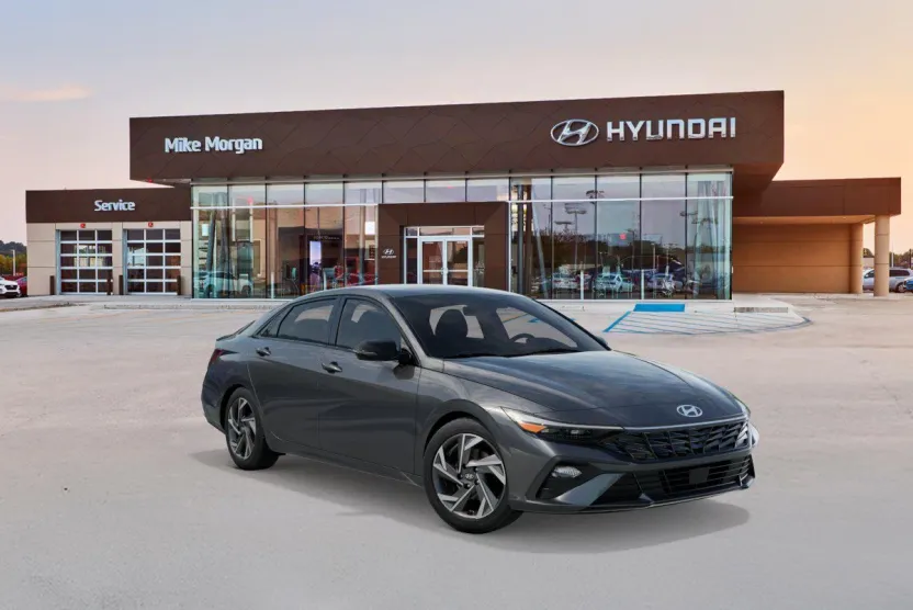 2025 Hyundai Elantra SEL Sport photo 1