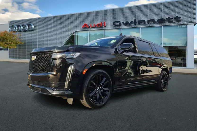 2022 Cadillac Escalade ESV Sport photo 1