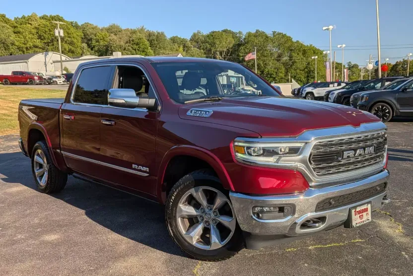 2022 Ram 1500 Limited photo 1