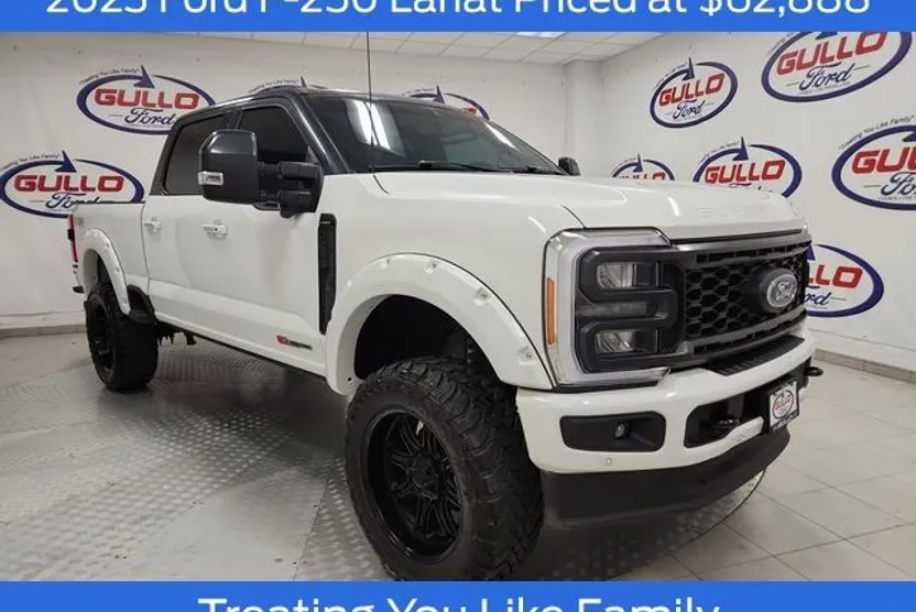 2023 Ford F-250 photo 1