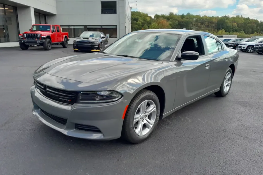 2023 Dodge Charger SXT photo 1